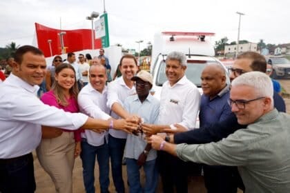 Investimentos em Barra do Rocha e Itagibá entregues no Sábado de Aleluia