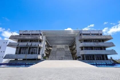 Assembleia Legislativa da Bahia celebra cinquentenário de seu edifício-sede