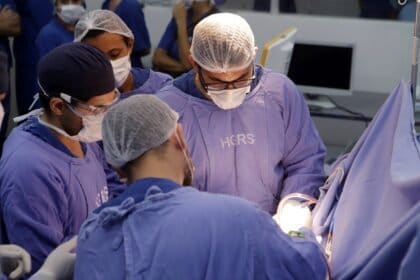 Interno do Hospital Roberto Santos publica dois artigos internacionais sobre neurocirurgia neste ano