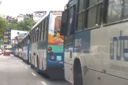 Ônibus vão circular a partir de 8h da manhã nesta terça em Salvador