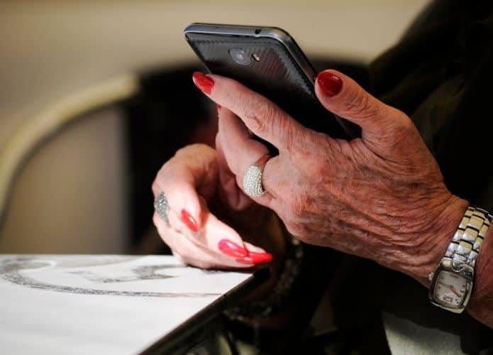 Aplicativo de celular pode detectar primeiros sinais de demência