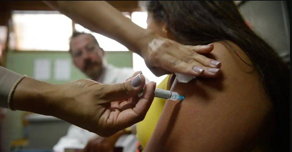Governo amplia alcance da vacinação contra HPV; confira.