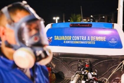 Salvador deixa lista de cidades em epidemia de dengue após queda em indicadores.