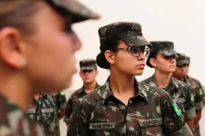 Forças Armadas vão permitir alistamento feminino pela primeira vez