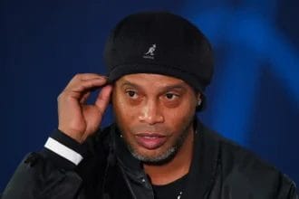 Ronaldinho Gaúcho diz que "falta tudo" à atual Seleção Brasileira