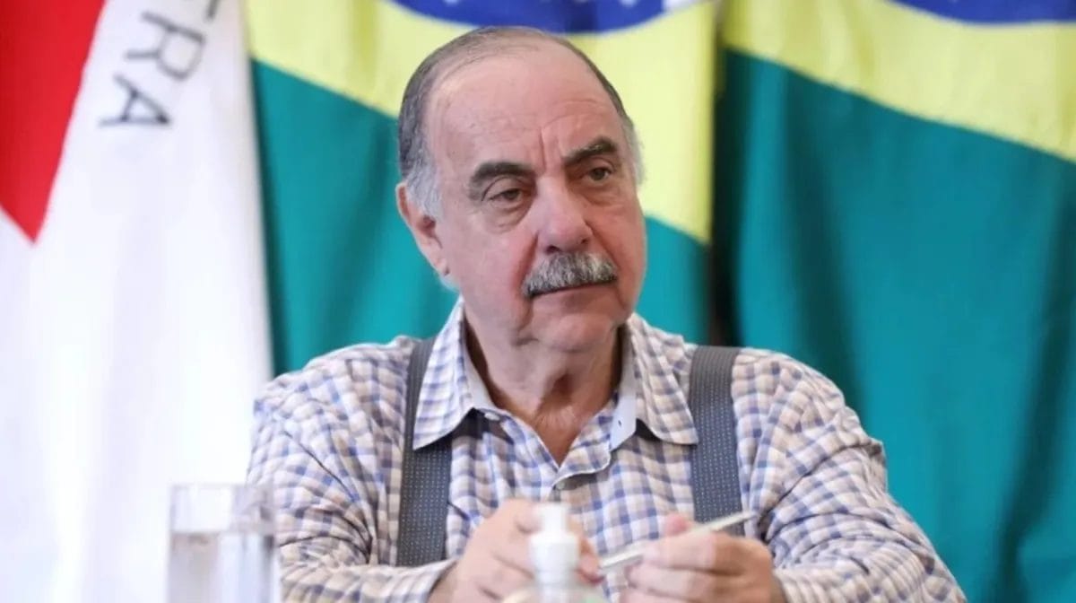 Prefeito de Belo Horizonte (MG) é diagnosticado com câncer