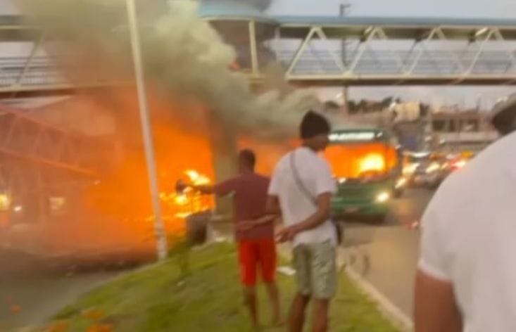 Salvador registra média de um ônibus incendiado mensalmente, alerta consórcio.