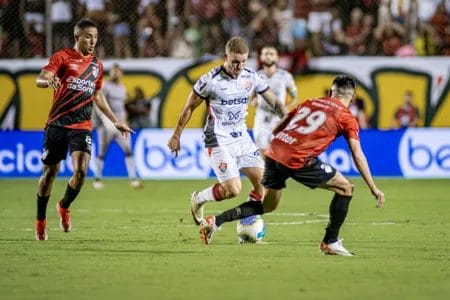 Série A: Vitória perde para o Athletico por 1 a 0 em pleno Barradão